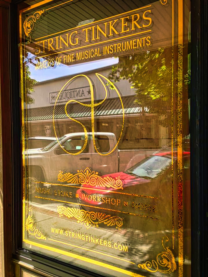 string tinkers outdoor signage image